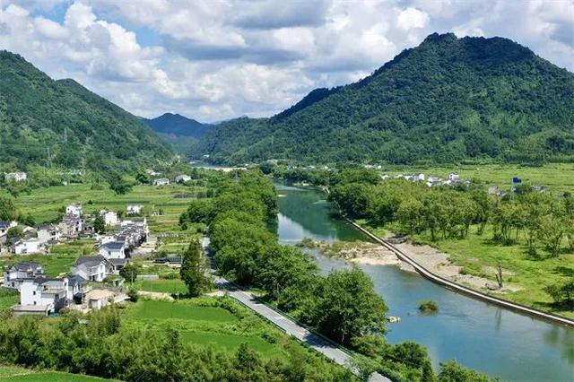 趣清凉·享太平 | 从“人从众”到“躺进山野”！东黄山让这届年轻人上头了！|皖美夏日