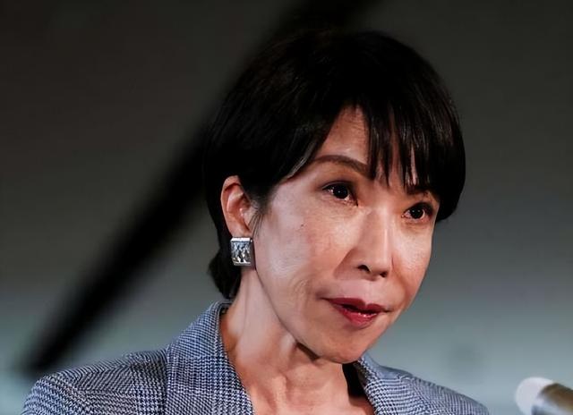 事态发展脱离日本掌控，辽宁舰首破惯例，日方致电中方未获接听