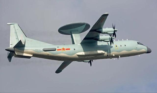 12架日机实弹起飞	，直扑辽宁号？美媒直接报丧：被解放军全面碾压