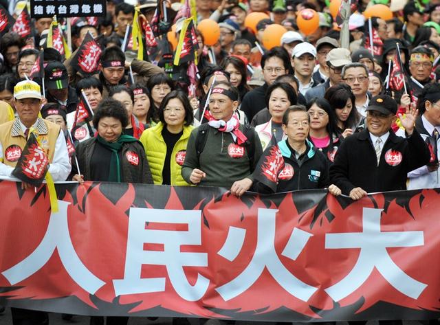 中国正式官宣，九三阅兵这一天，这些人必邀出席，民进党满盘皆输