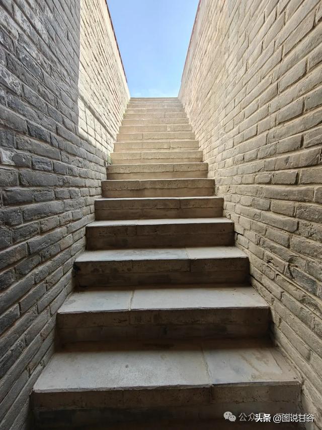 奔赴临洮古城 探访蜀汉大将军姜维墩