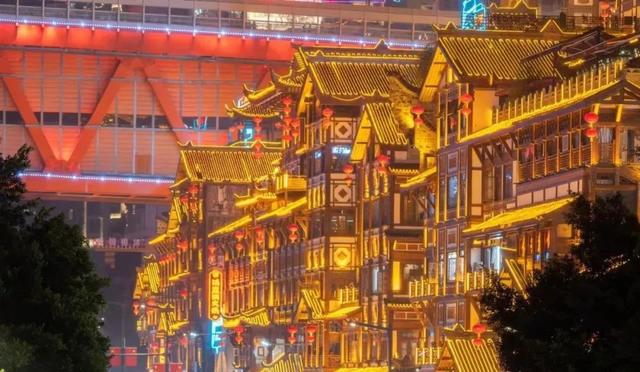 2025 文旅 “顶流” 密码：八大新晋网红项目的爆火路径