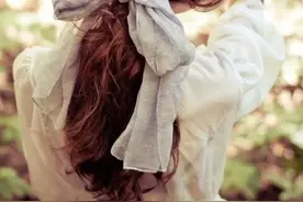 永远不要因感情舍弃事业，女生更应如此，否则必定遗憾终生图片