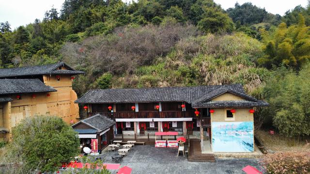 福建南靖土楼——田中赋、河坑土楼群