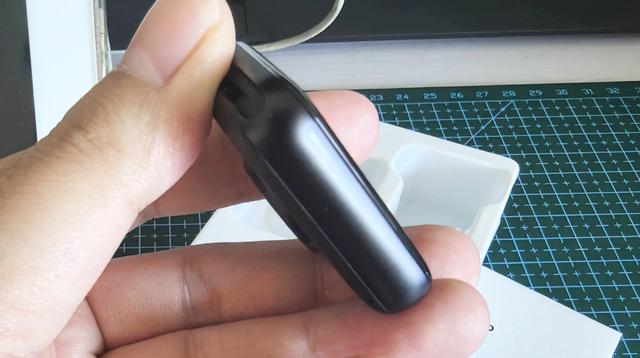 1.74英寸大屏国产智能手环，支持百余种运动模式，还有AI语音助手