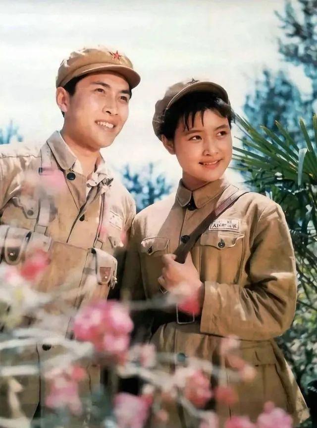 阅兵结束才几天，让人担心的事还是发生了！这两位明星恐名声不保