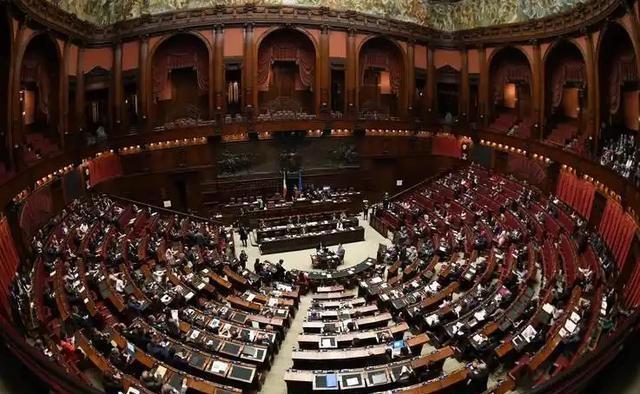 失控了！中方反制美国对台军售，法德英罕谴责美国，中欧要联手？