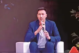 独家！易建联正式宣告回归！姚明纵容辽篮震惊全场！看点十足！图片