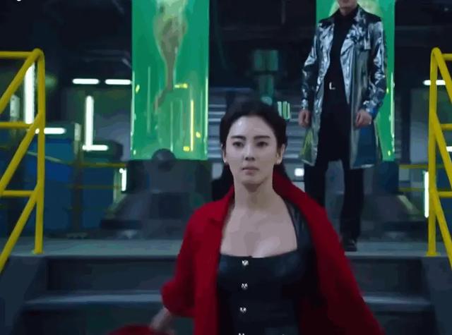 张雨绮越扒越有！代孕只是冰山一角，38岁的她终为“荒唐”买了单