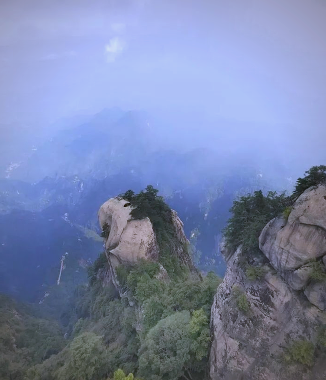 河南最高的山峰，被称为“中原之巅”，名字却常被读错让人误会