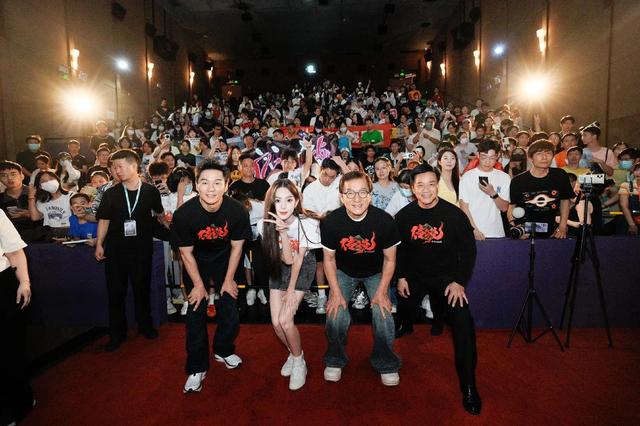门票半价没人去！又一网红景点跌落神坛，母公司巨亏47.9亿元