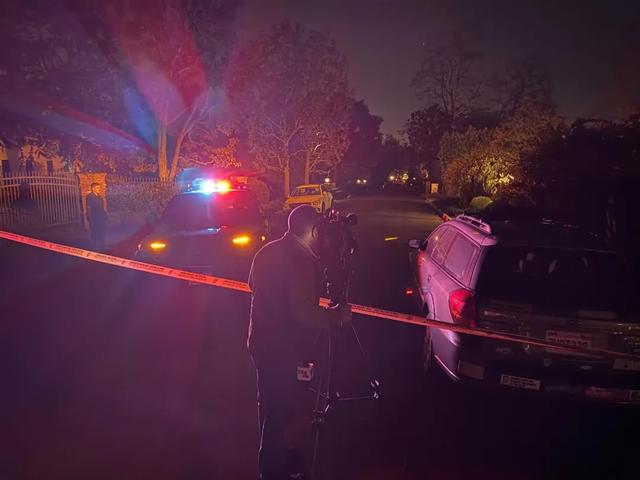 知名导演与妻子在家中遇害!凶手或是其儿子