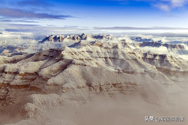 王屋山世界地质公园雪染千峰，美如画卷