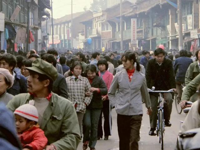 日本“量产”诺奖，科研为什么仍被中国吊打？美国也自叹不如