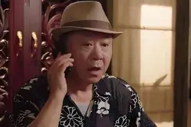 62岁范伟身家过亿：我这辈子最正确的决定，是娶了一个护士妻子图片