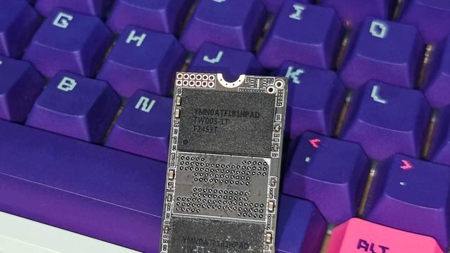 冰甲加持，满载50℃——奥睿科OSC冰甲固态硬盘拆解测评