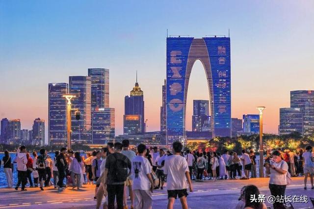 爱上苏州要多久 “水韵江苏运河行”邀请境外友人共赏运河千年风华