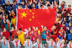呼和浩特：同心绘就民族团结进步和美画卷图片