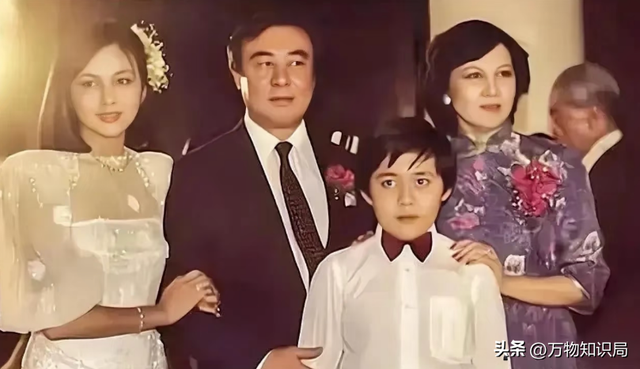 关之琳的母亲有多漂亮？娇媚冷艳颜值出众，美得惊为天人！