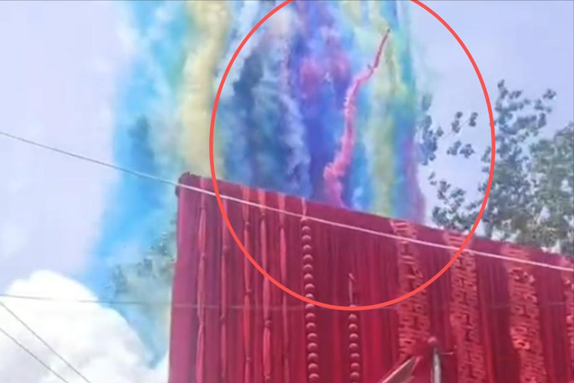 伴郎破坏婚礼后续：新娘发声，男子正脸被扒	，新郎做法令人失望