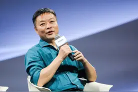 车圈都在羡慕何小鹏找到了王凤英图片