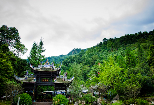 你不知道的青城派：隐逸山林中的真实武侠与文化传承