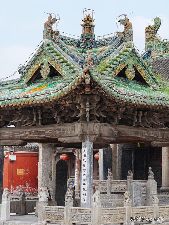 润城东岳庙，藏在晋城的琉璃奇观，拜亭藻井与天齐殿斗拱惊艳时光