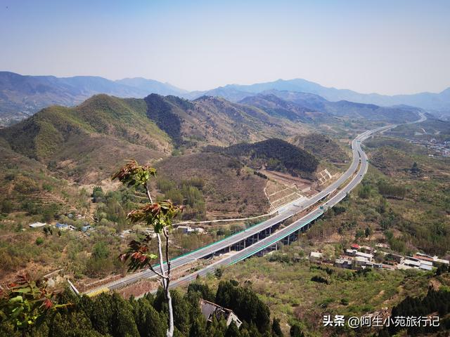 没想到在济南四门塔对面山顶上隐藏着唐僧师徒四人，知道是哪里吗
