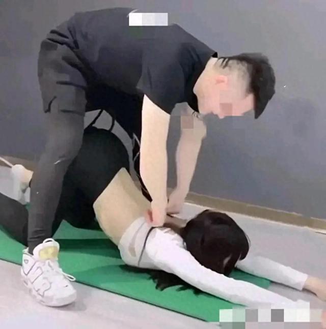30岁女银行高管健身出轨后续，两人运动画面炸裂，情夫已被处理
