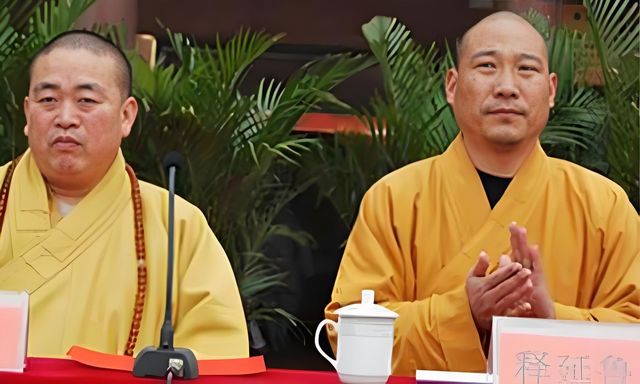 十年前实名举报师父释永信的释延鲁，他现在过得怎样了？