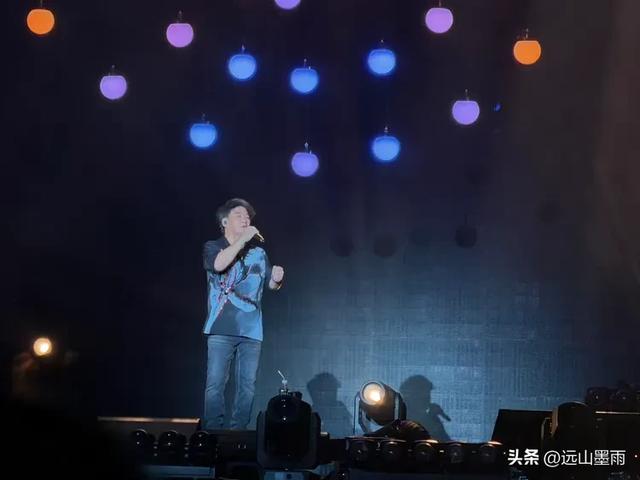 在昆明听周华健演唱会,感受“少年的奇幻之旅”,回味无穷