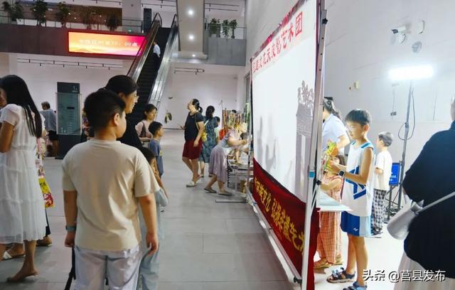 气球雨、逛大集、延时开放……日照非遗夜市2.0来了！