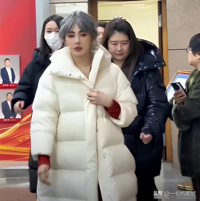 善恶终有报！陪睡仅开胃菜，张雨绮再迎两大噩耗	，被“资本”抛弃