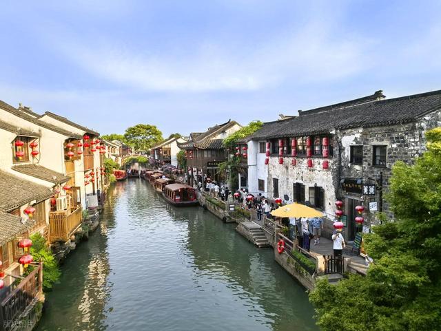 去江南小住，建议来这座活着的 “水乡古镇”！12 元就能吃到饱