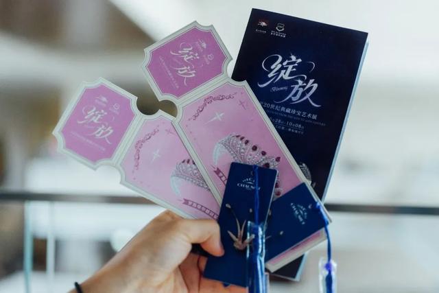 这座城市的8月是限定的！这里富贵迷人眼，没有人来了会不心动