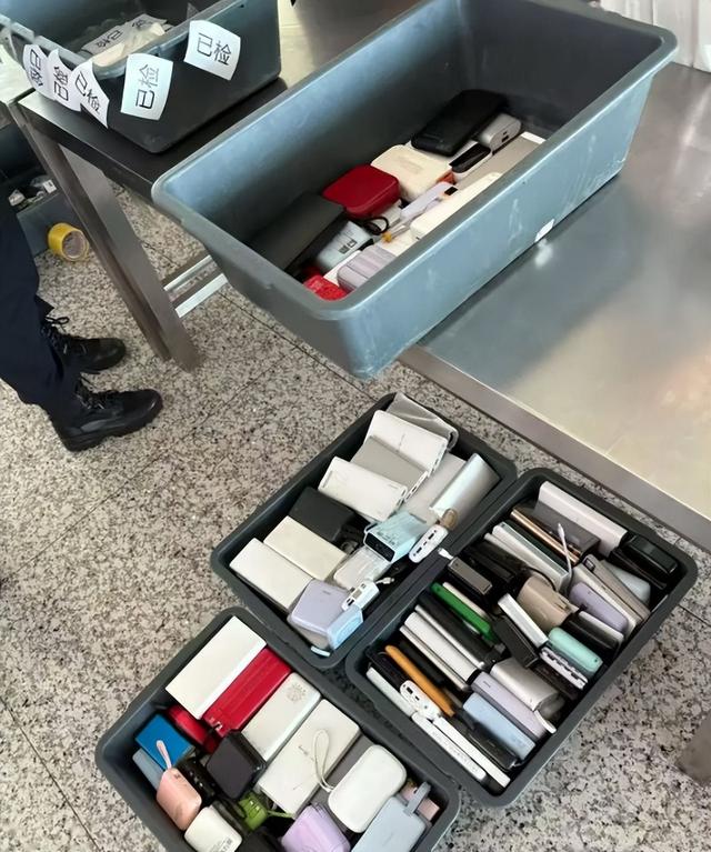 太黑心！充电宝全国暴雷仨月，恶心的事发生，家里有学生的小心了