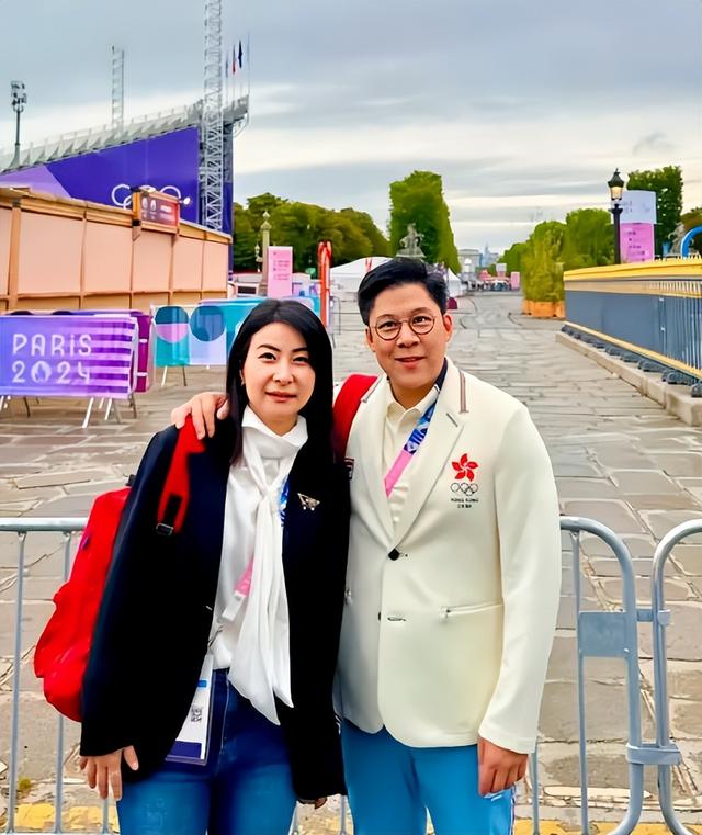 郭晶晶也没想到，79岁公公霍震霆再破天花板，让整个豪门圈沉默了