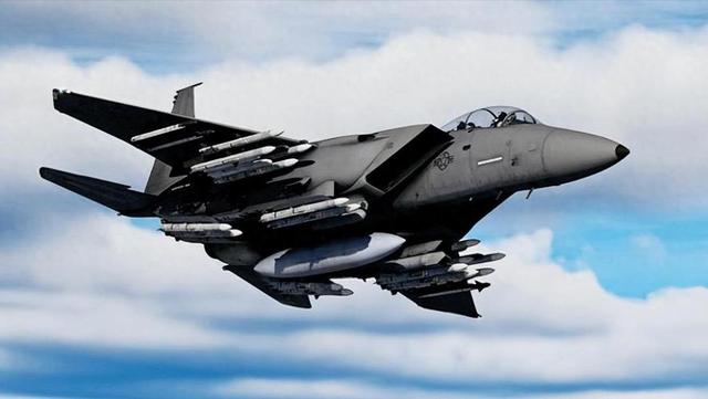 中俄联合空中巡航凸显军事协同，日本外交困局难以化解