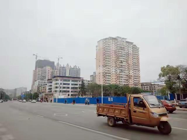 公安部：新规来了！持C1驾驶证的乐了！210元解锁15种车型