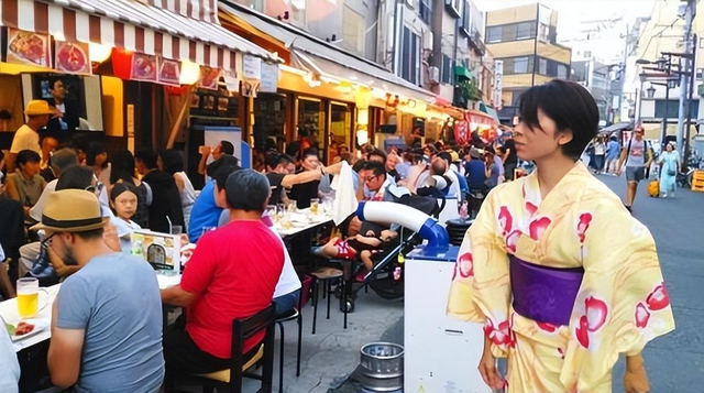 中日目前形势急转直下，如今上海五万日本人，究竟该何去何从