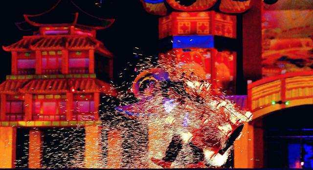 梅园秋夜的丝路传灯