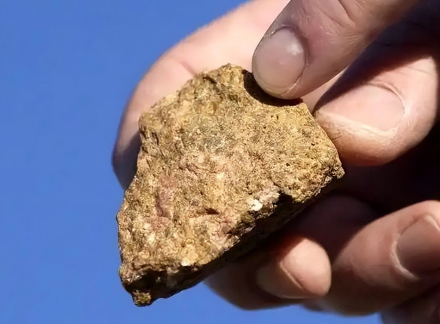 中国公告已出	，对日断供稀土，不到24小时，高市收到“罢免通知”