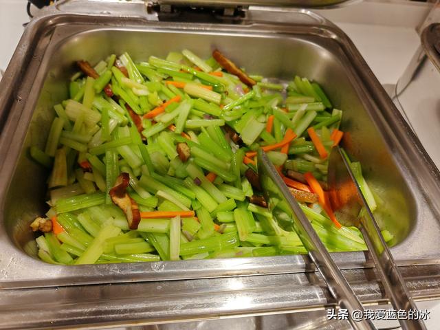 保定这家自助早餐虽然只是28元一位，但做的很用心，人气很旺啊