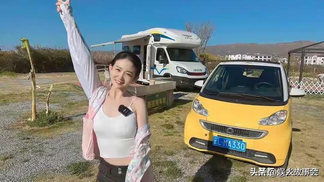 最美博主蓉妹妹：与老公小剑哥房车出游内蒙古，拍出精美大片