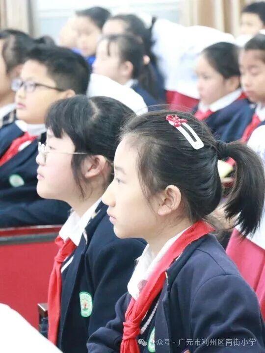 中国科学院老科学家科普演讲团走进利州区南街小学