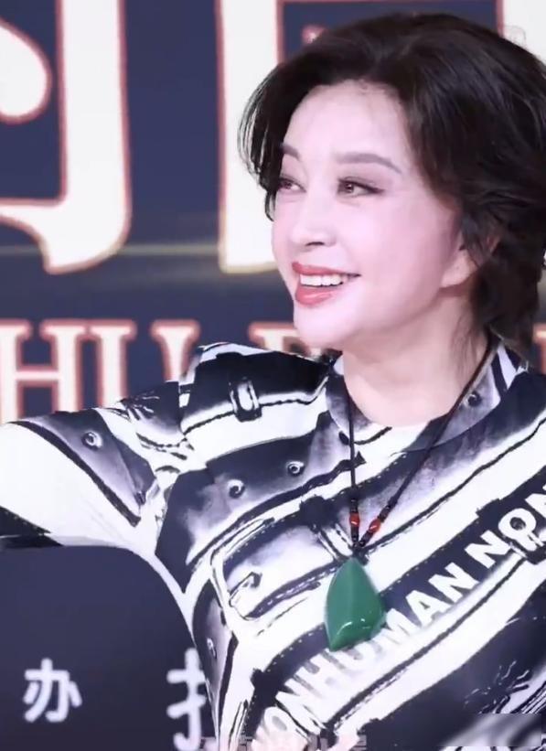 75岁"风流妖精"负债翻身？晚年真相竟藏在健身房里？