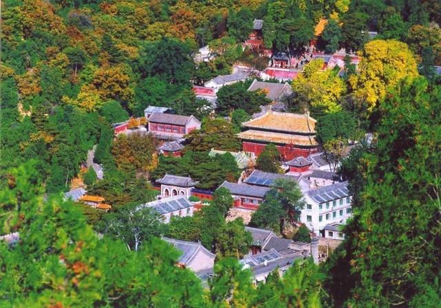 我国有座古寺，规模虽小，却需武警昼夜守护，到底有何特殊之处？