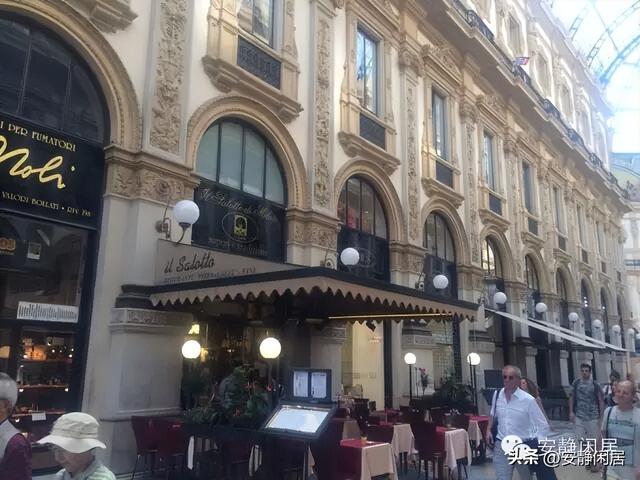 在时间的流逝里，在淡去的记忆中，总有一些模糊的东西清晰起来