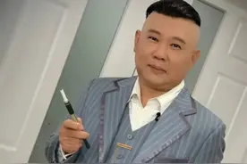 郭德纲又搞事情了，西装旗袍唱京剧，是瞎胡搞还是开创历史性先河图片