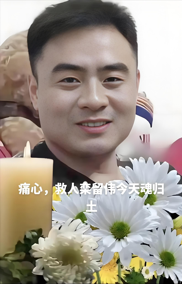 烈士栾留伟的妻子观礼阅兵盛典！债已还清，我会照顾好公婆和女儿